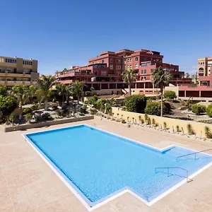 https://122-sea-pearl-apartment-by-sunkeyrents.adeje-hotels.com