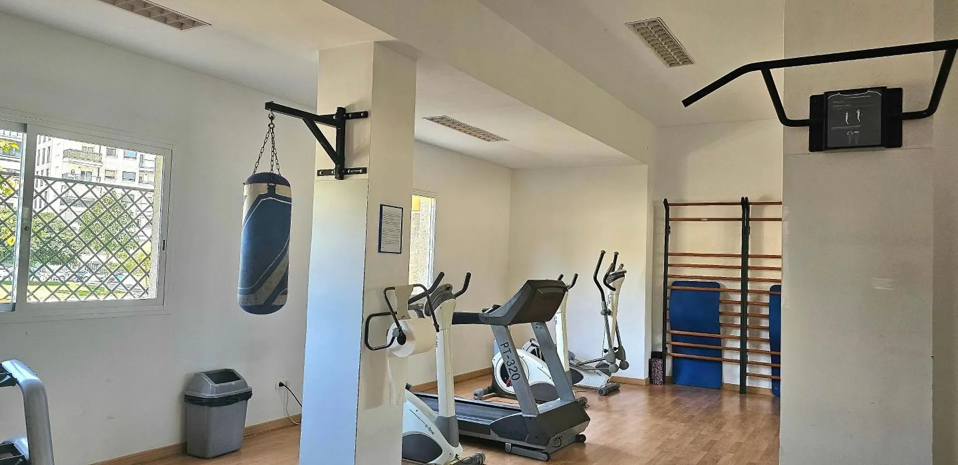 Daire Hostel Residencia Alfil Málaga İspanya